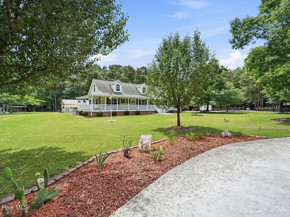 1st image of 295 Mayberry Lane