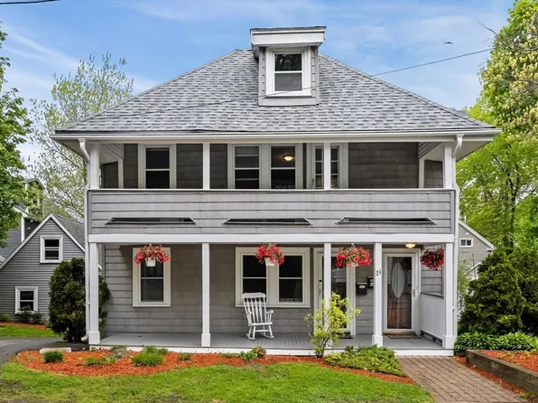 24 Hillside Ave, Braintree, MA 02184