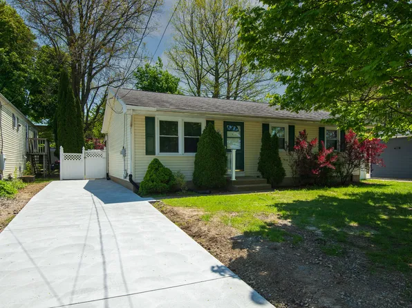 4322 Pine Ave, Erie, PA 16504