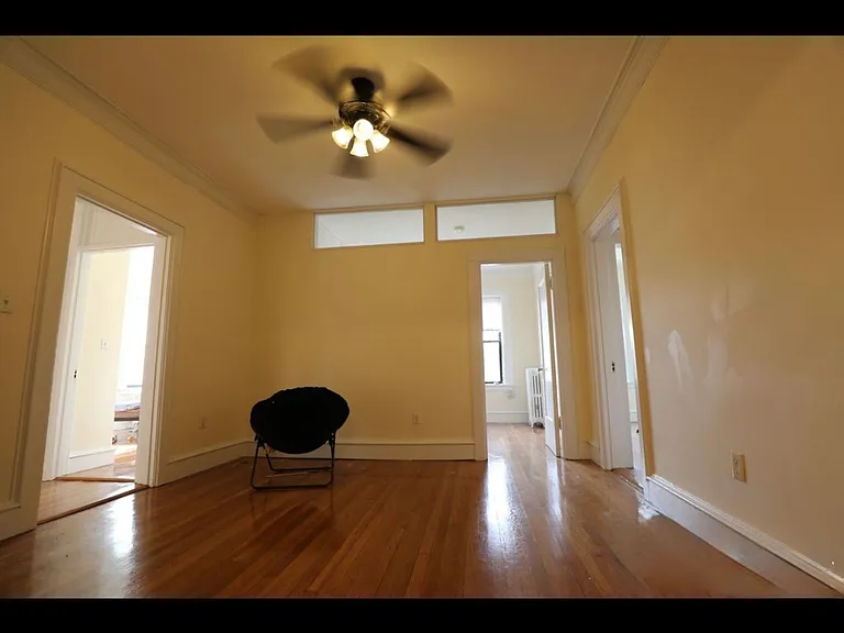 21 Park Vale Ave #11T — Photo 4