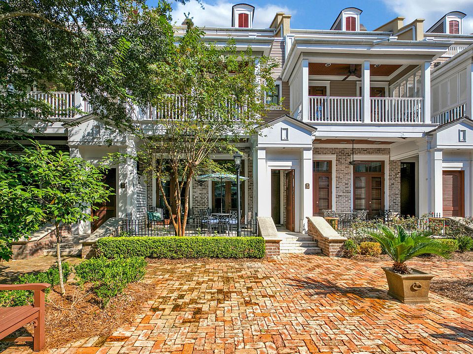 1st image of 9201 Market St #158