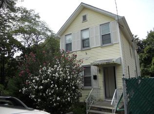 8 Union St, West Orange, NJ 07052