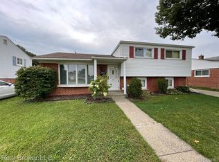 18934 Frazho Rd, Roseville, MI 48066