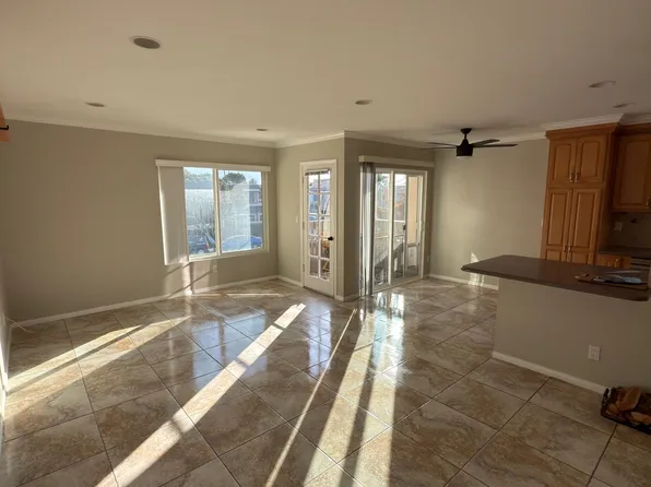 3844 Groton St Unit 3, San Diego, CA 92110