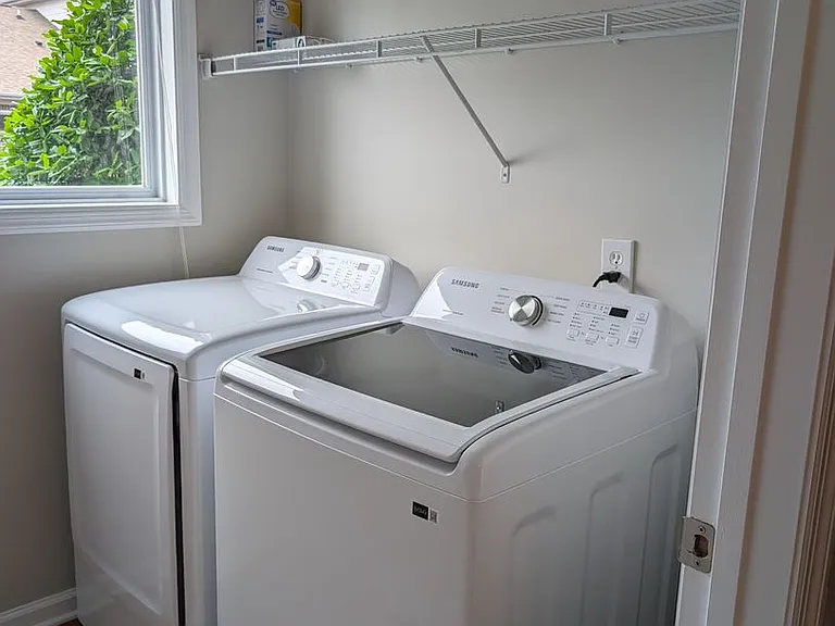 807 Harvard Dr — Photo 15