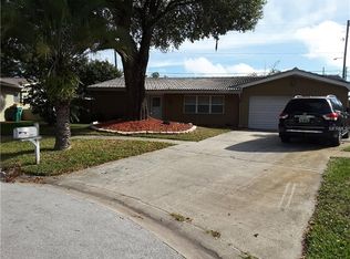 90 Osprey Ln, Palm Harbor, FL 34683