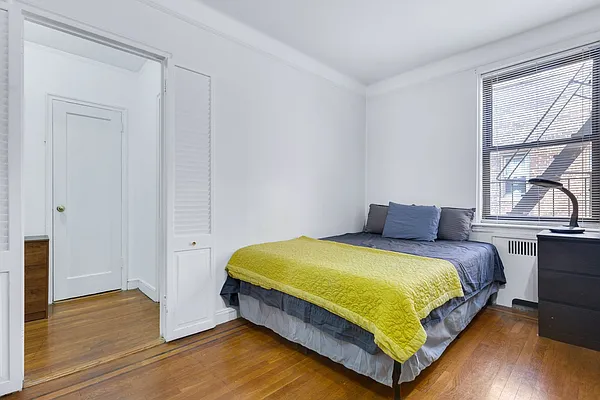 Rented by Cooper & Cooper Real Estate | media 9