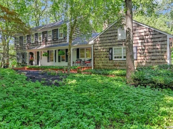 17 Stonegate, Nissequogue, NY 11780