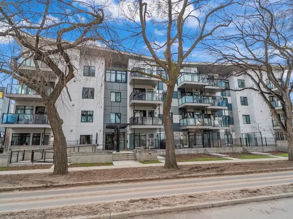 10837 83rd Ave NW #403, Edmonton, AB T6E 2E6