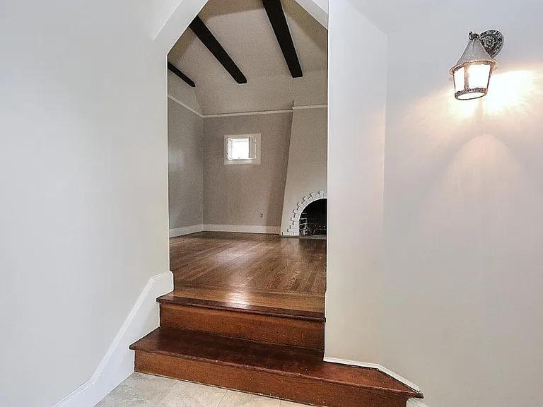 1616 11th Ave — Photo 3