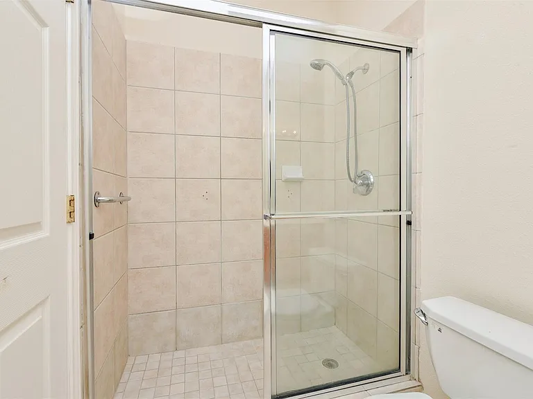 717 Cedarwood Dr — Photo 18