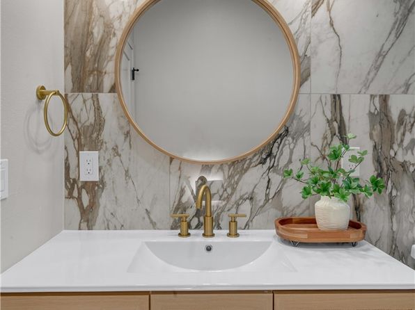 santa-ana-california-25259995 picture