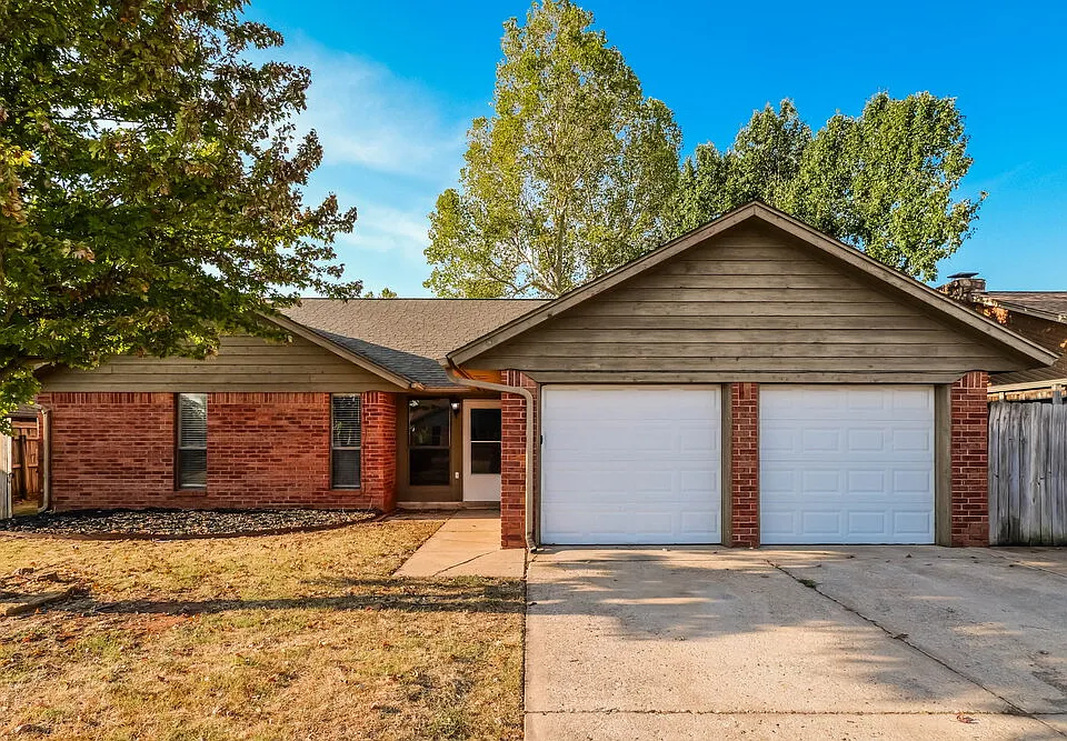 1112 NE 21st Ct