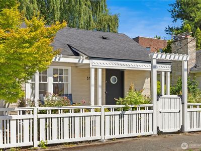 3422 Alamo Place S, Seattle, WA, 98144