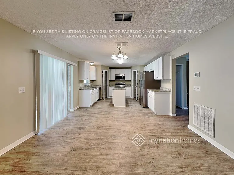 1754 Cornerview Ln — Photo 8
