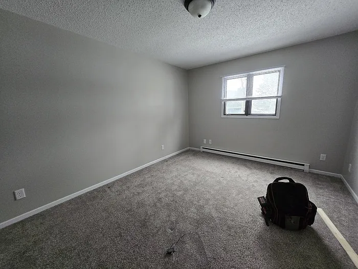 700 Great Plains Ct #UPPER LEVEL — Photo 10