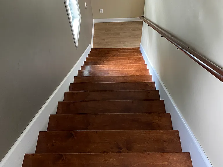 444 College Ave — Photo 16