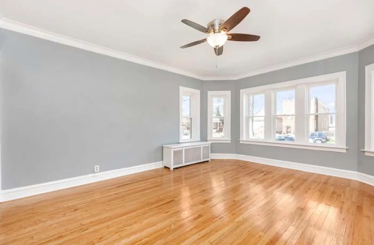 Building Photo - 7605 S Calumet Ave #1