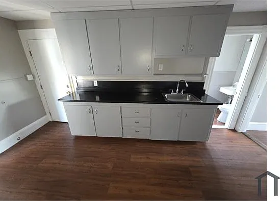 1 bed, 800 sqft, $1,800 — Photo 3
