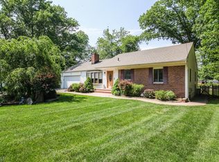 9 North Dr, Livingston, NJ 07039