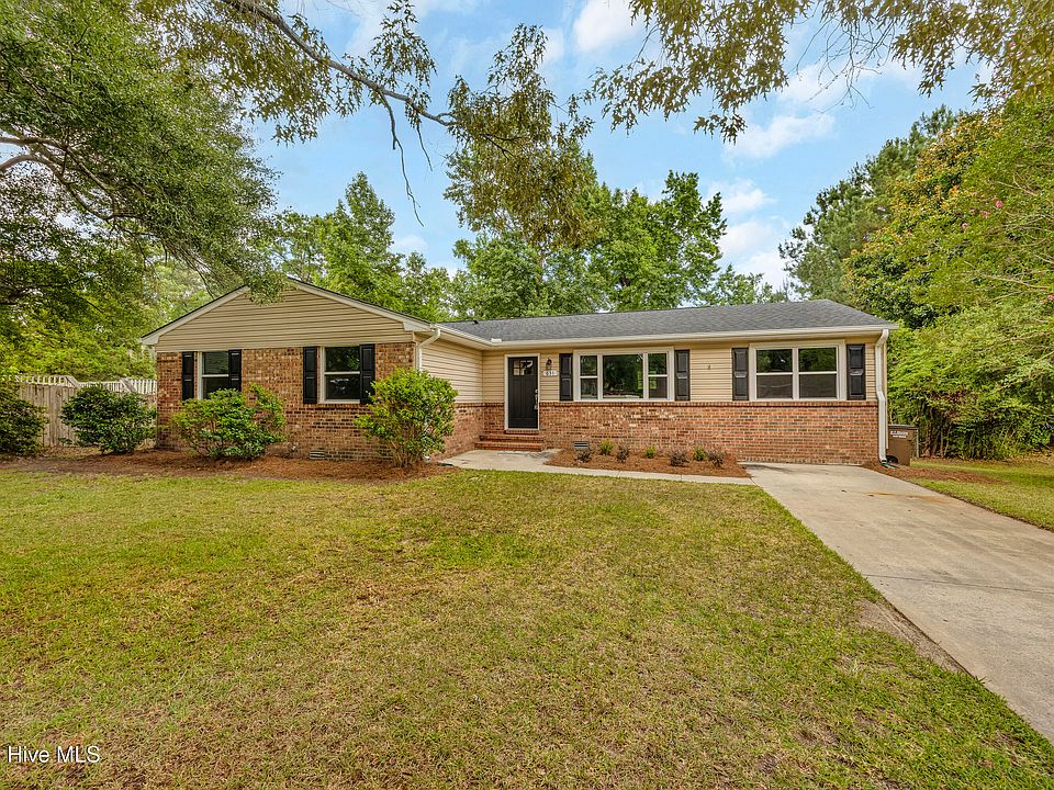 1st image of 631 Duke Court