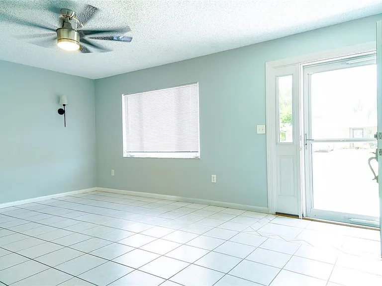 3139 Iverson St — Photo 3