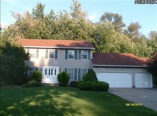 7235 Sandtree Ln, Mentor, OH 44060