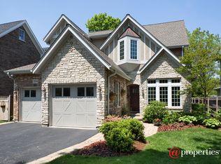 2104 Birchwood Ave, Wilmette, IL 60091