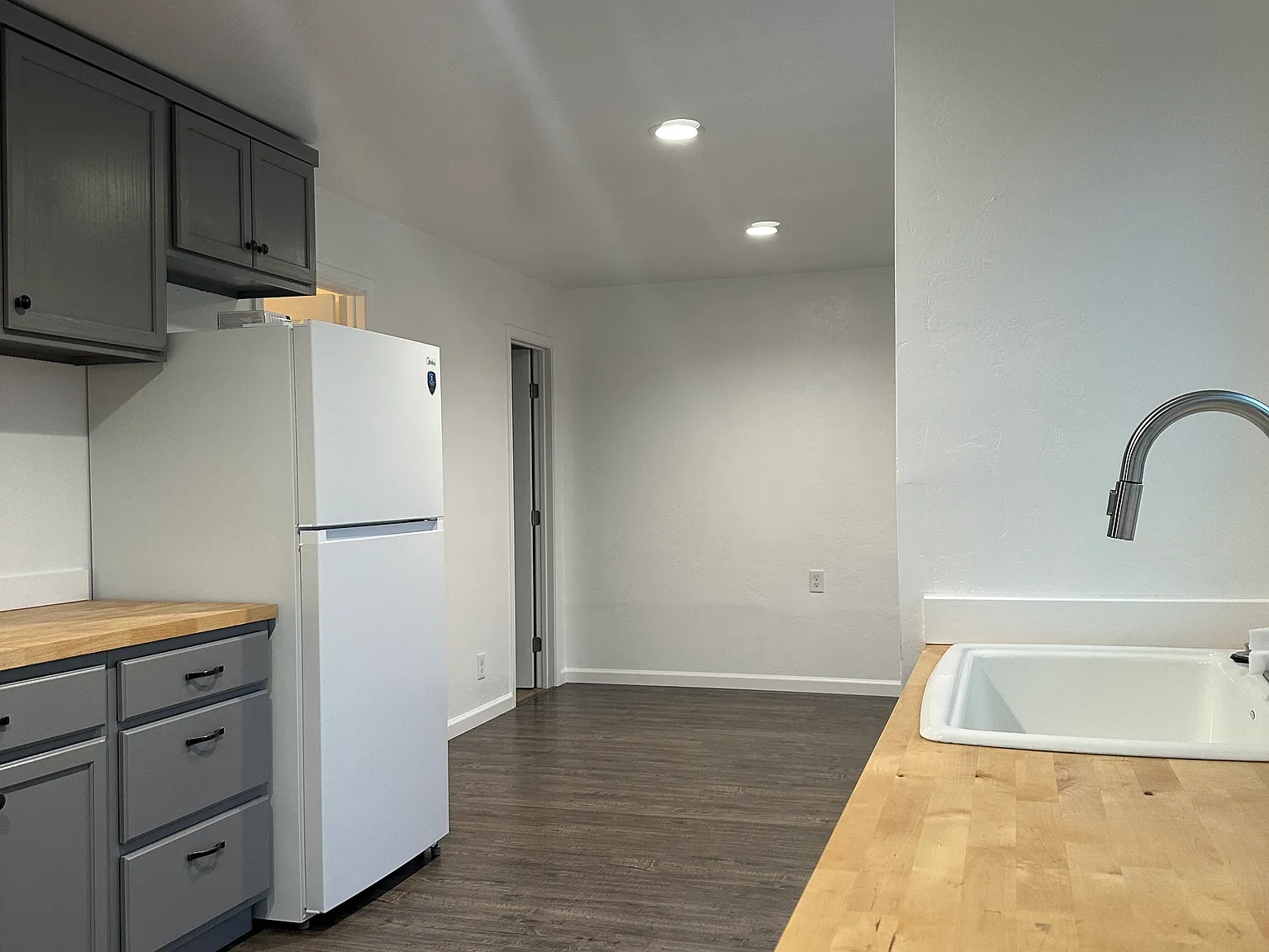 1 bed, 484 sqft, $2,450 — Photo 3
