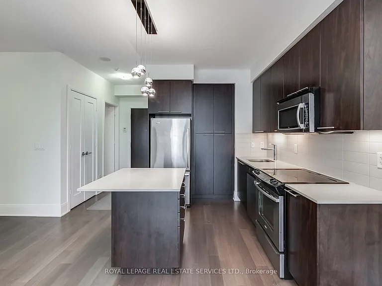 25 Broadway Ave #1408 — Photo 4