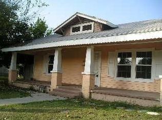 1345 N Poplar Ave, Fresno, CA