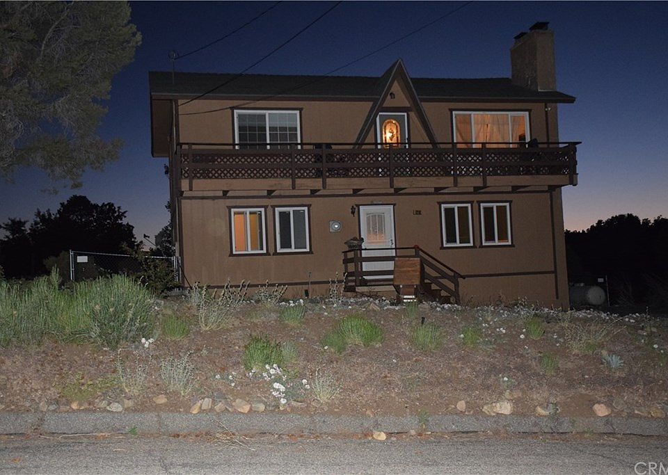 1st image of 1210 Valley View Dr