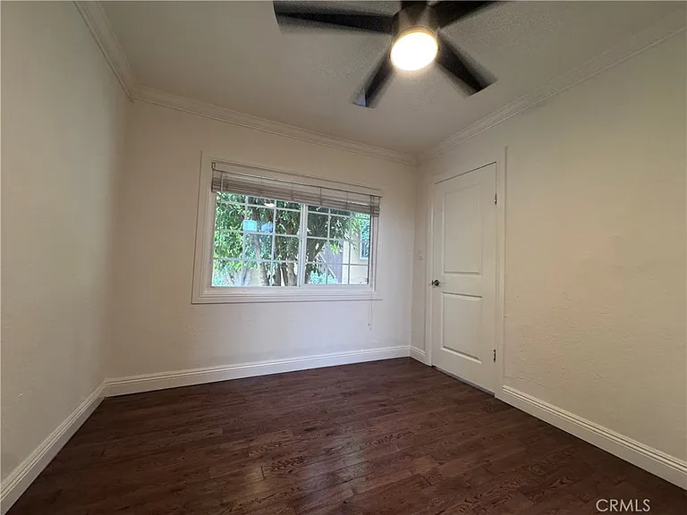 1325 Douglas St — Photo 12