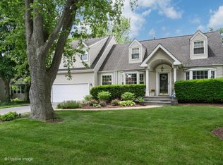 606 Greendale Rd, Glenview, IL 60025