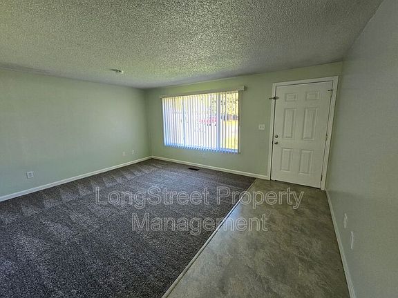 3rd image of 3230 NE Canterbury Cir