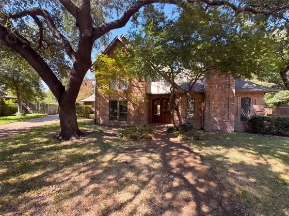 2913 Bedfordshire Ln, Plano, TX 75075