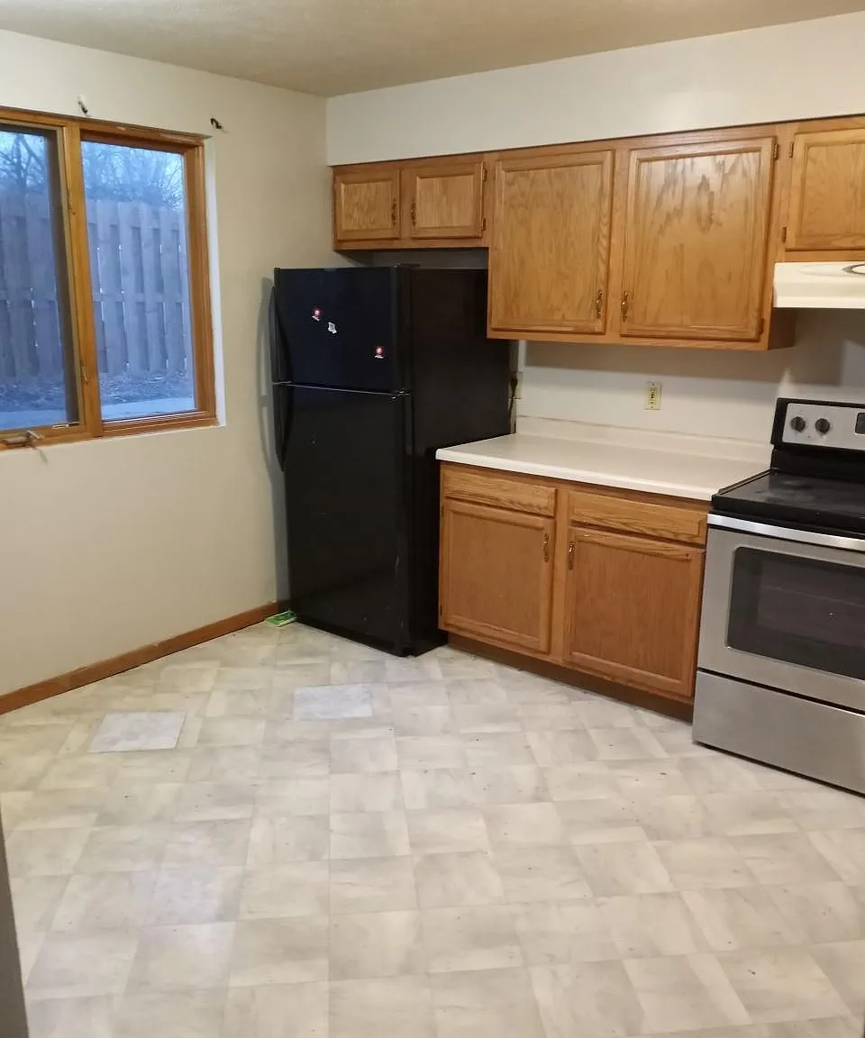 2 bed, 800 sqft, $875 — Photo 4