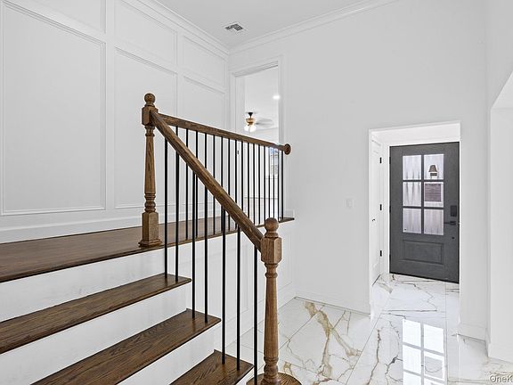 5th image of 2819 Bay Drive