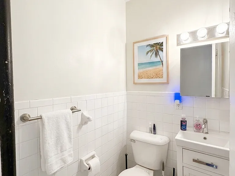 2270 Adam C Powell Blvd #4 — Photo 10
