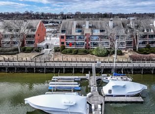 15 River Rd UNIT 201, Cos Cob, CT 06807