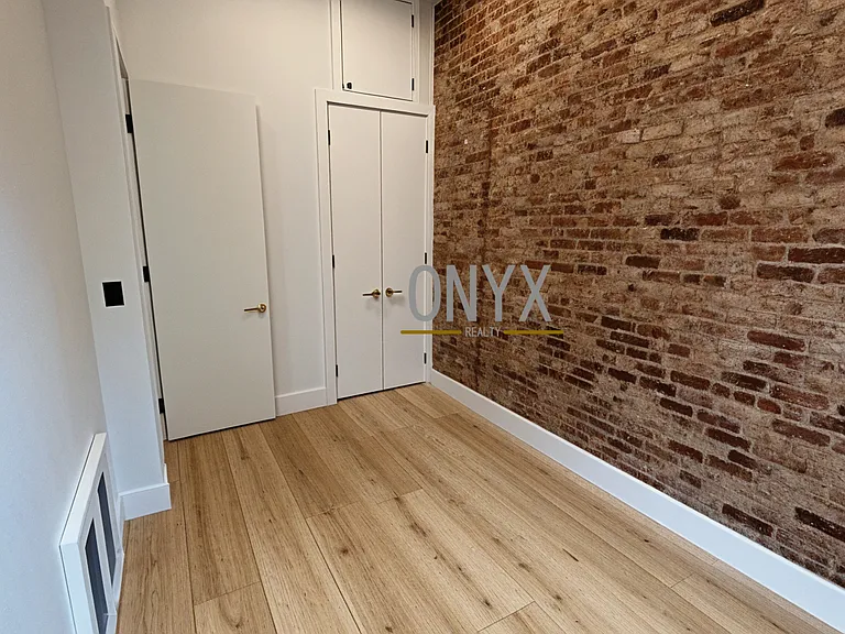 60-84 Catalpa Ave #2 — Photo 11