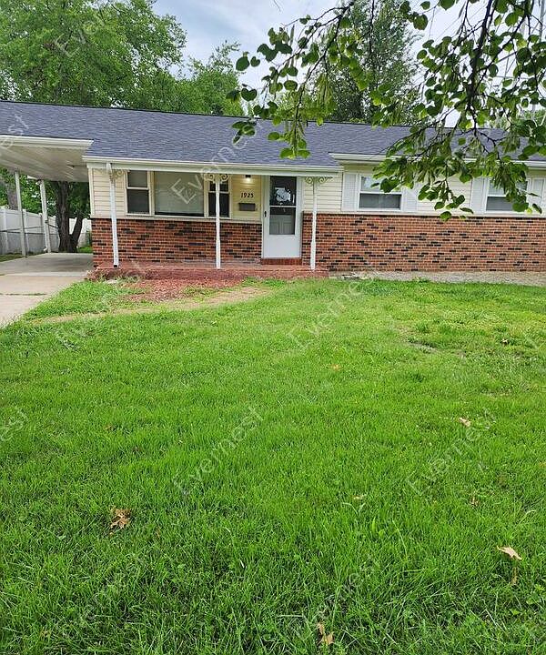 1st image of 1925 Violet Dr