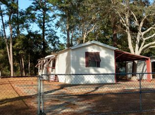 55 Chief Bragg Dr, Freeport, FL 32439