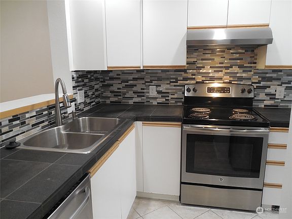 3rd image of 23305 54th Avenue S #1-2