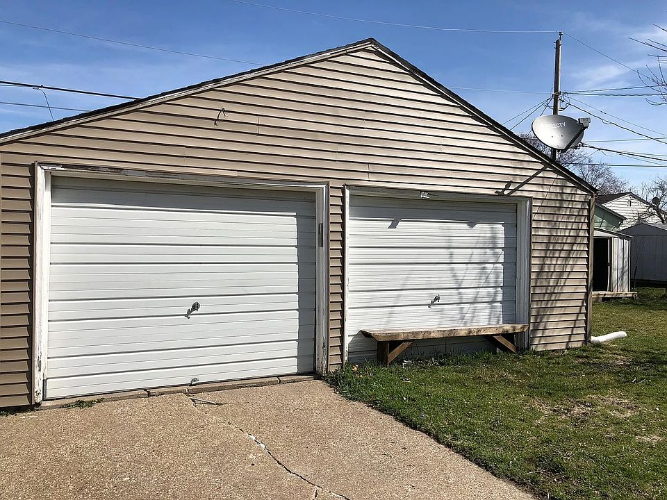 2nd image of 231 31st Ave