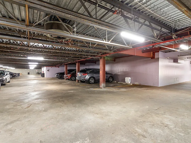2727 Henry Hudson Pkwy W #507 — Photo 21