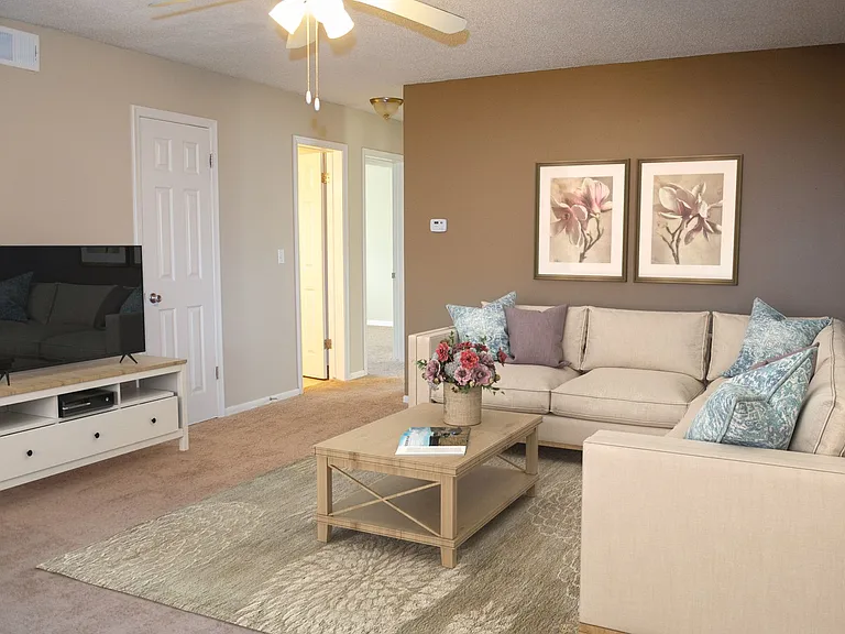 Citadel Apartments — Photo 10