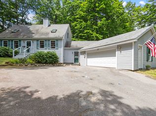 191 Sewall Rd, Wolfeboro, NH 03894