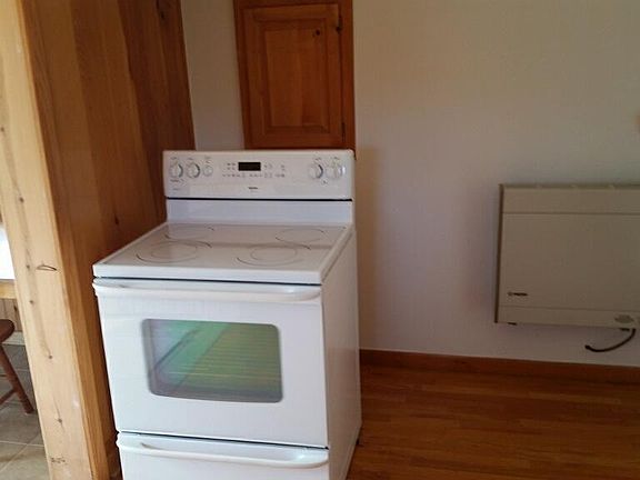5th image of 2283 Seymour St