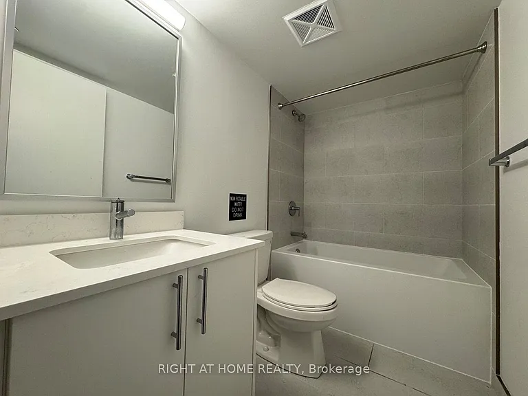 3 Strathgowan Ave #224 — Photo 11